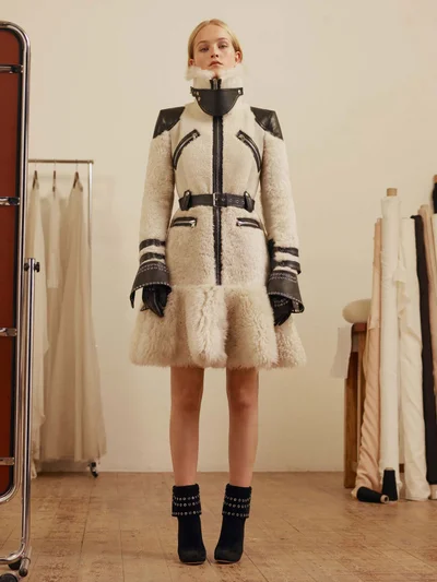 Look 17
